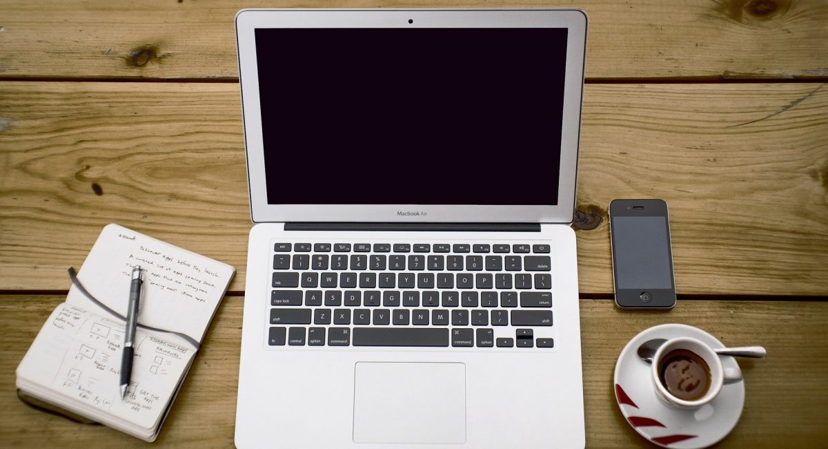 home-office-336378_1920